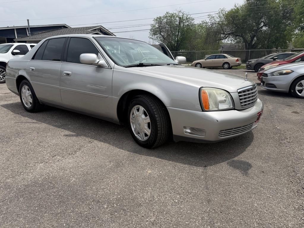 Cadillac DeVille Sedan 2005