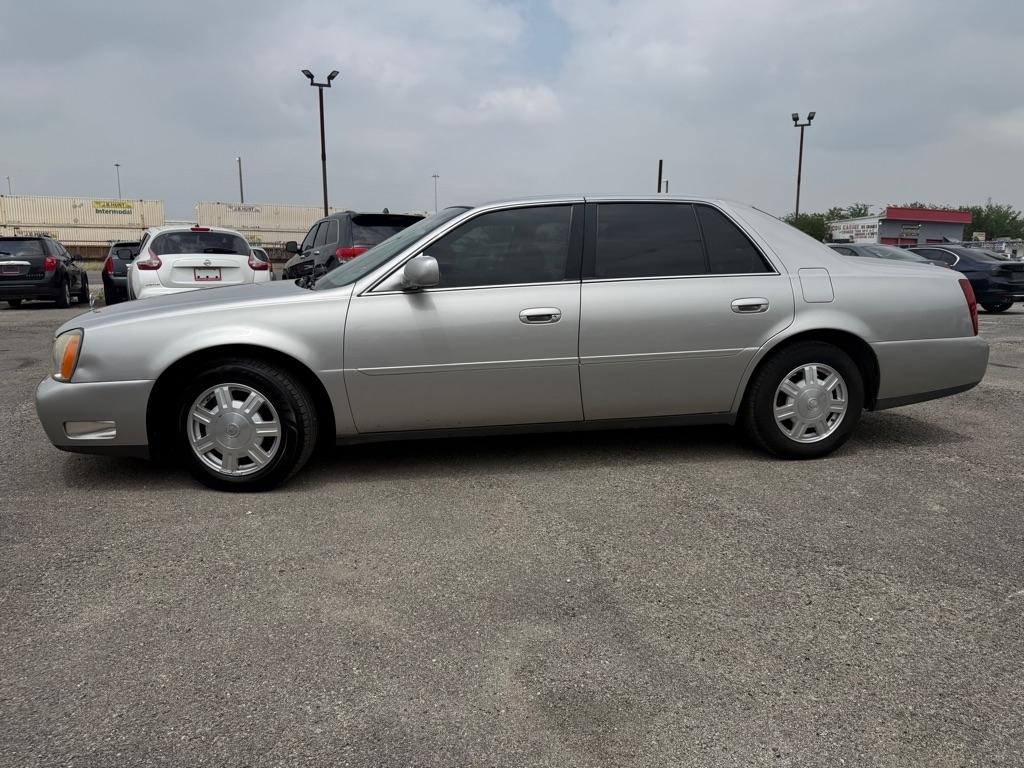 Cadillac DeVille Sedan 2005