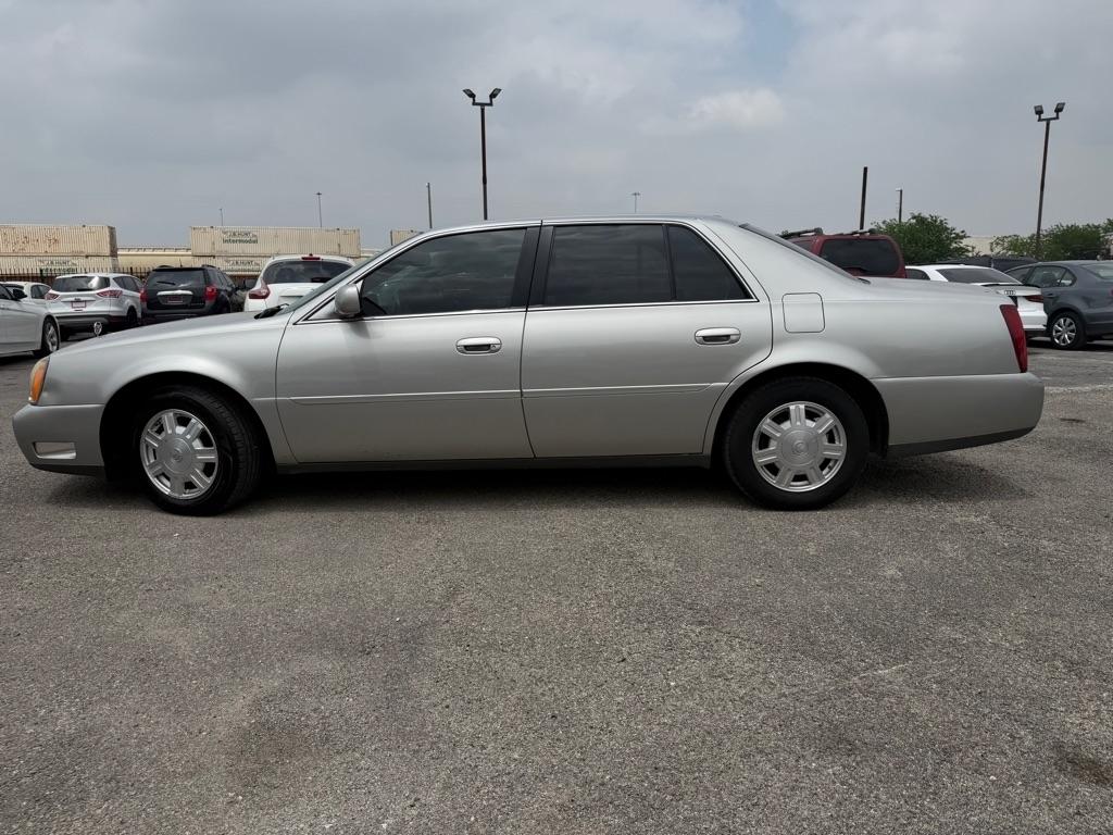 Cadillac DeVille Sedan 2005