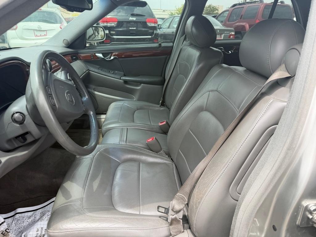 Cadillac DeVille Sedan 2005