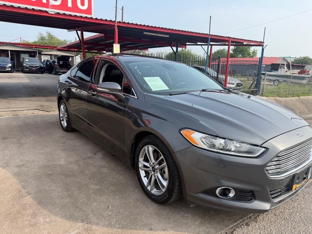 Ford Fusion Hybrid Titanium 2015