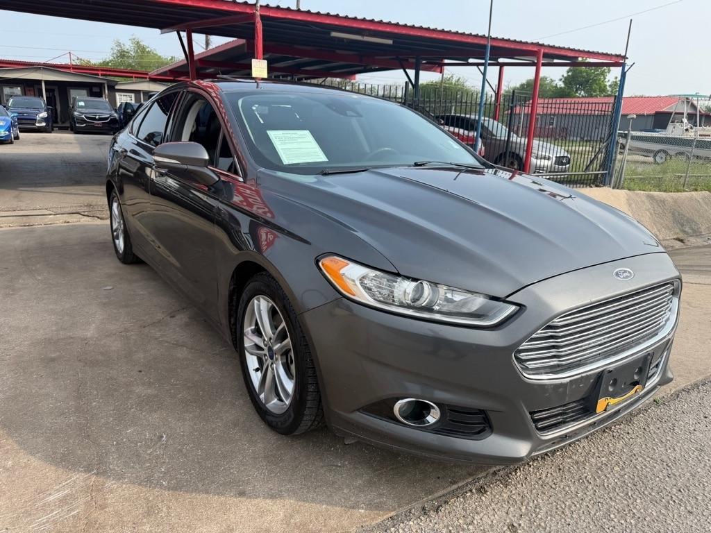 Ford Fusion Hybrid Titanium 2015