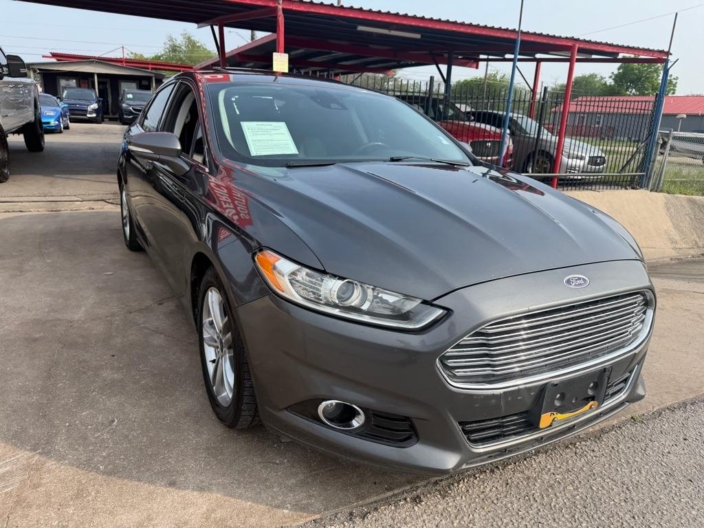 Ford Fusion Hybrid Titanium 2015