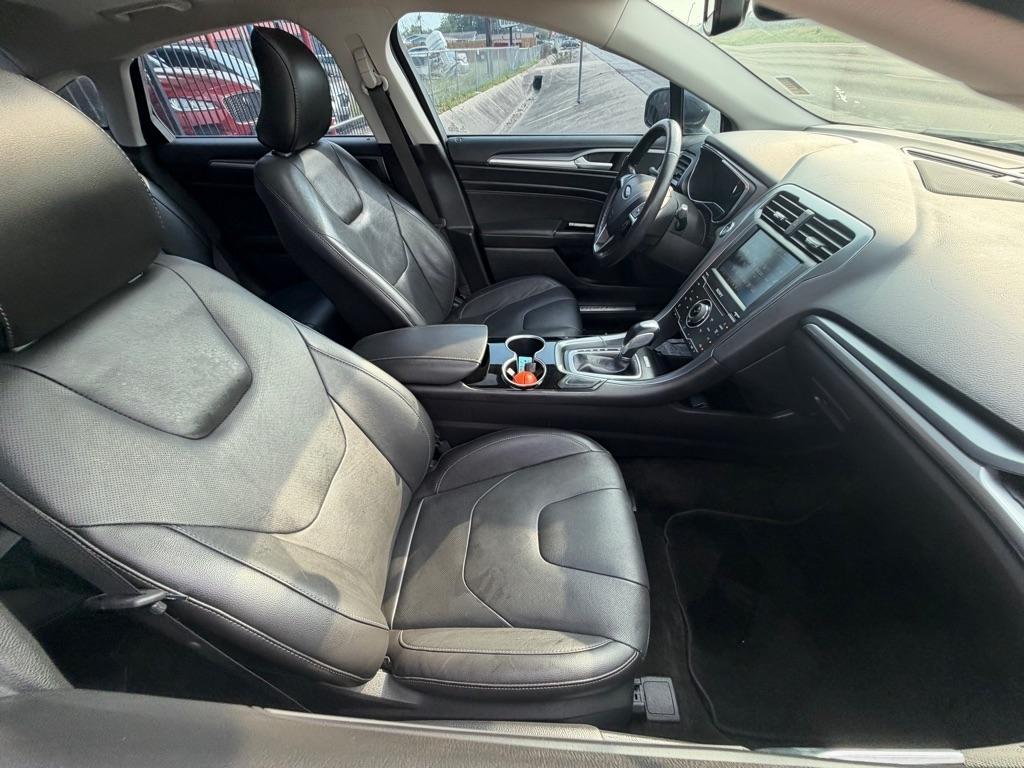 Ford Fusion Hybrid Titanium 2015