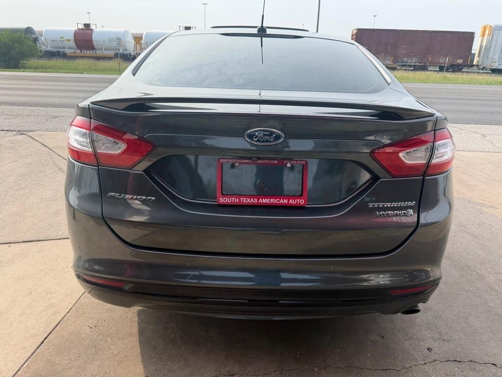 Ford Fusion Hybrid Titanium 2015
