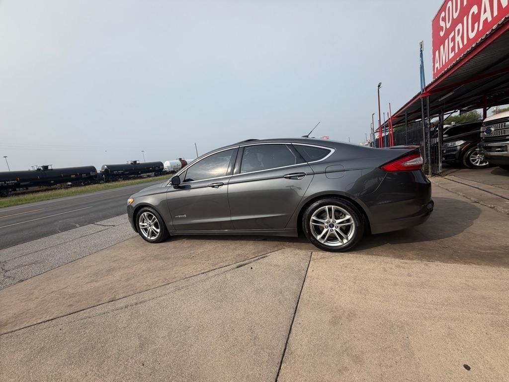 Ford Fusion Hybrid Titanium 2015