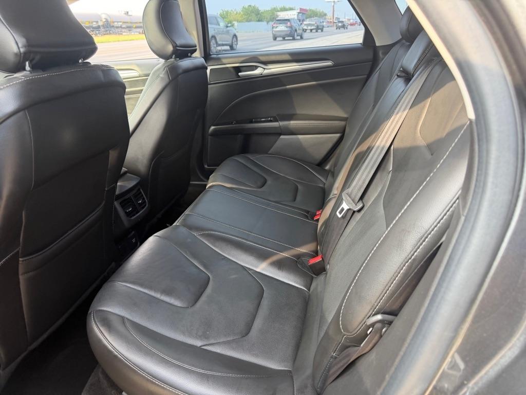Ford Fusion Hybrid Titanium 2015