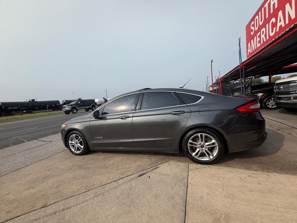 Ford Fusion Hybrid Titanium 2015