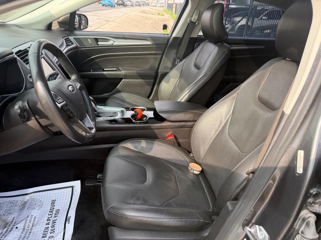 Ford Fusion Hybrid Titanium 2015