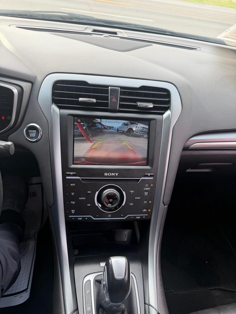 Ford Fusion Hybrid Titanium 2015