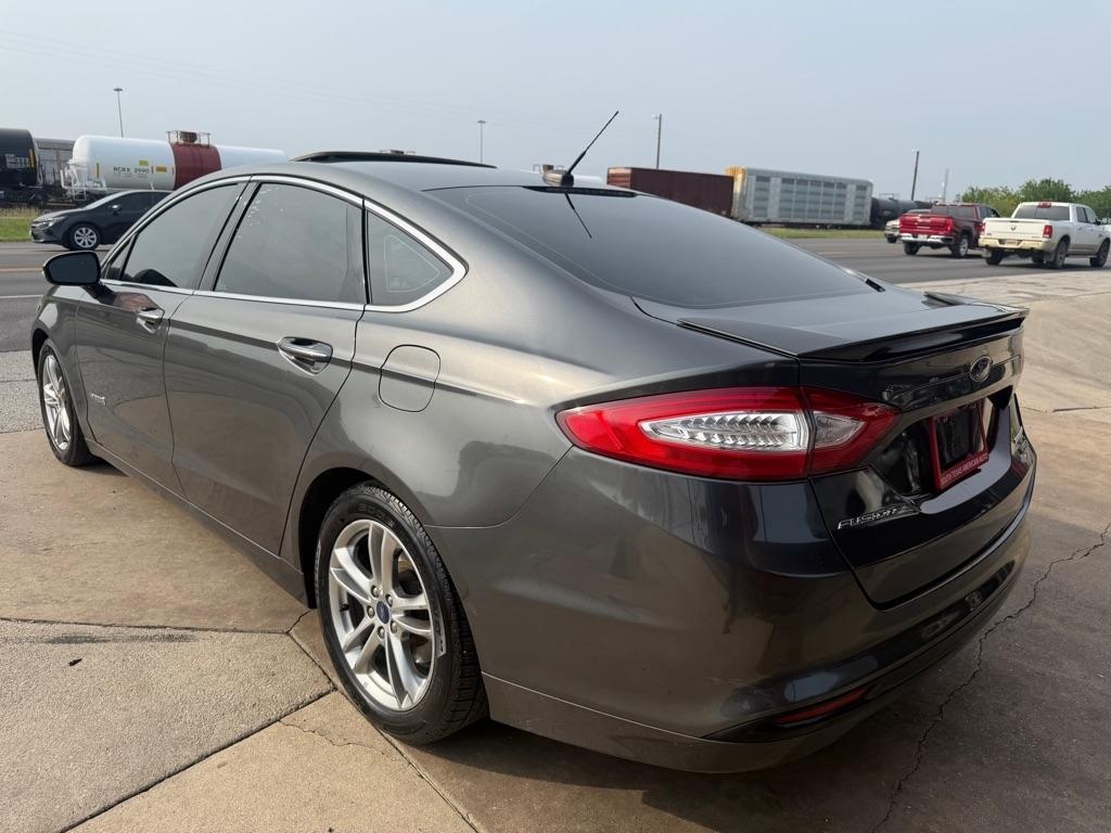 Ford Fusion Hybrid Titanium 2015