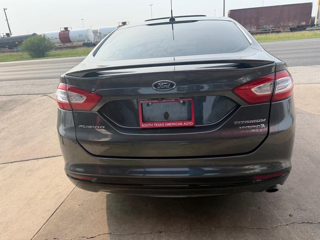 Ford Fusion Hybrid Titanium 2015