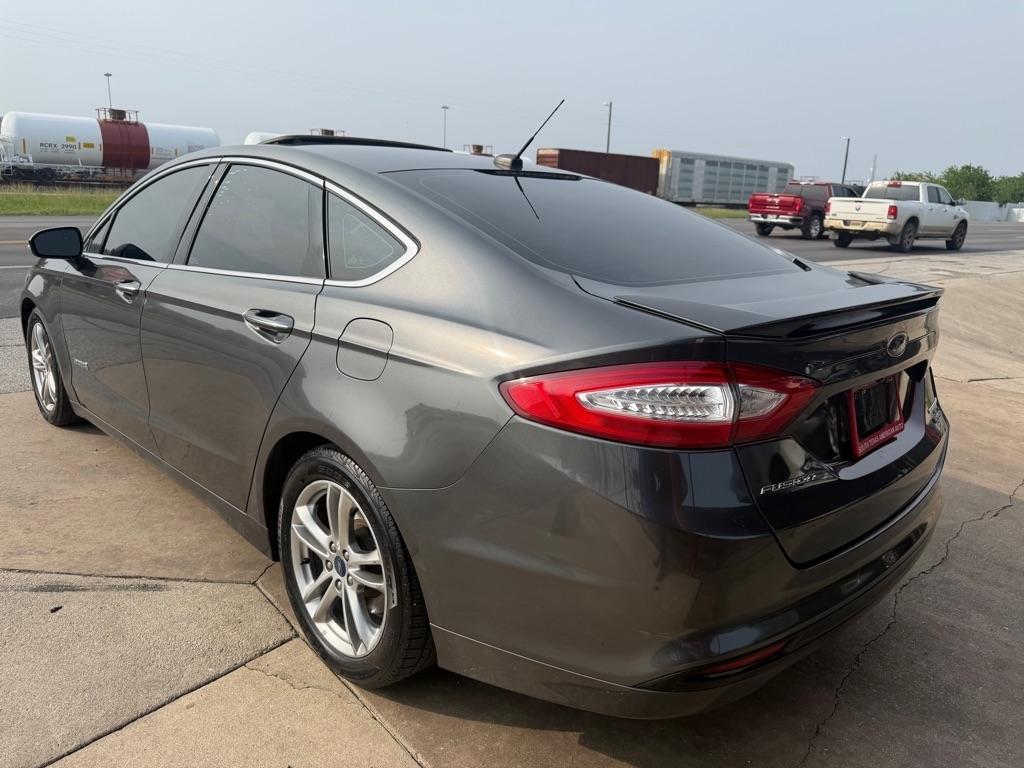 Ford Fusion Hybrid Titanium 2015