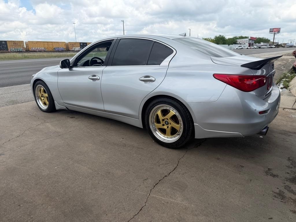 Infiniti Q50 Base 2015