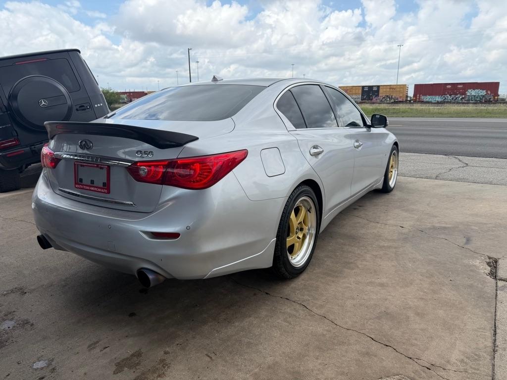 Infiniti Q50 Base 2015