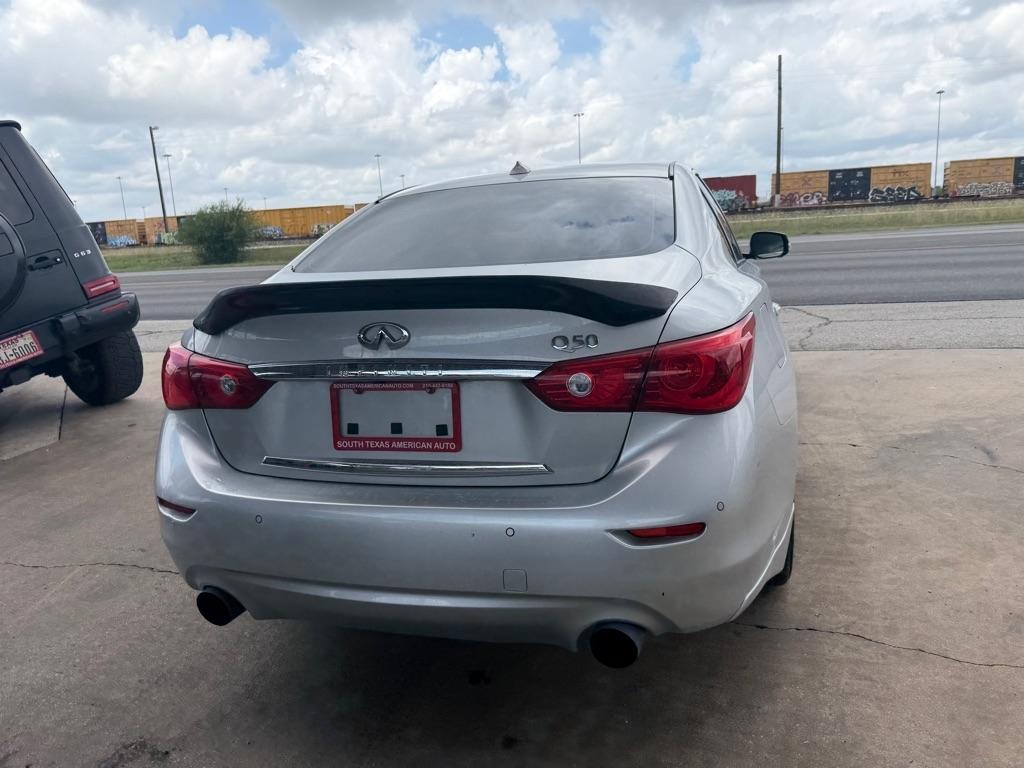 Infiniti Q50 Base 2015