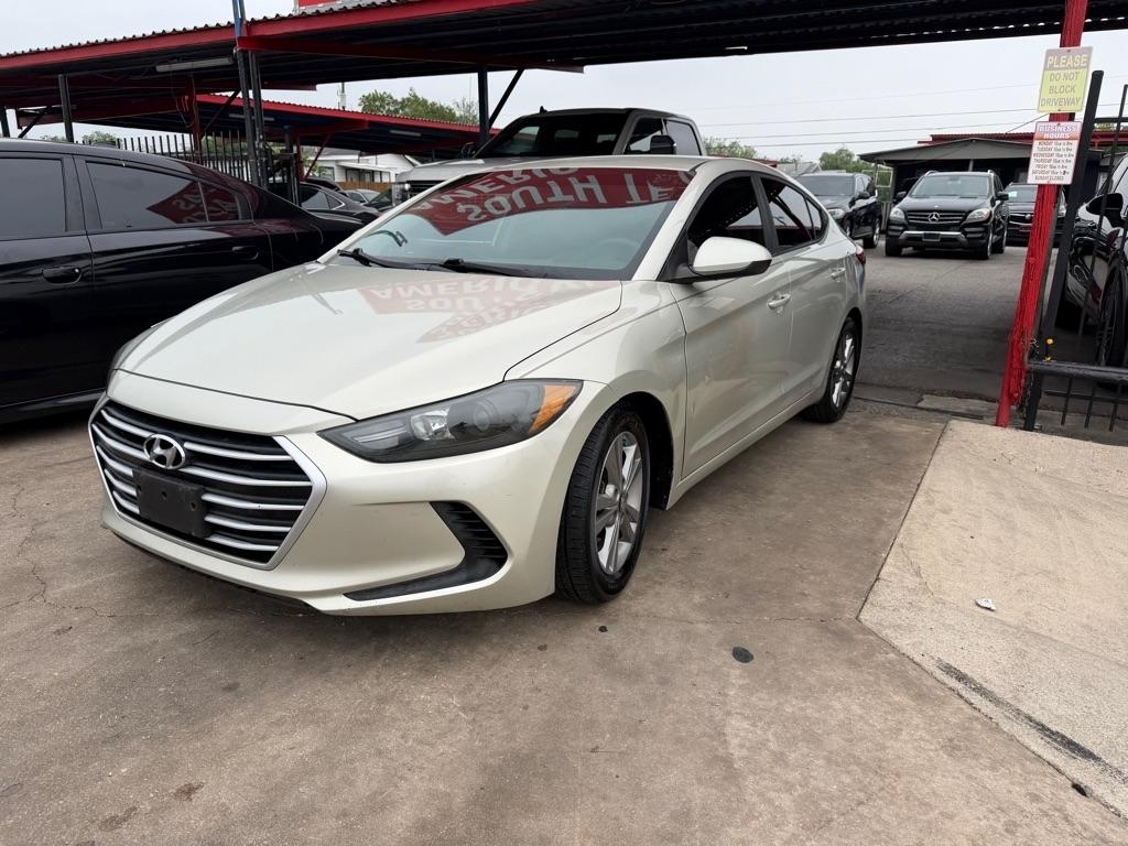 Hyundai Elantra Value Edition 6A 2017