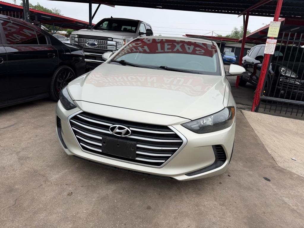 Hyundai Elantra Value Edition 6A 2017