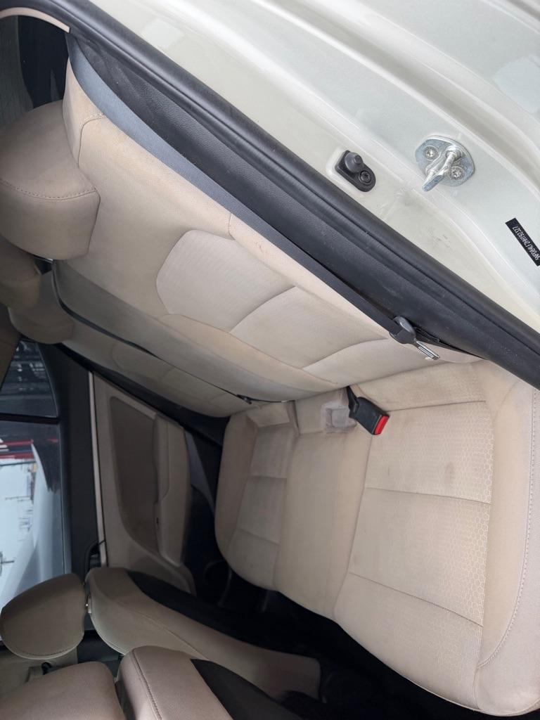 Hyundai Elantra Value Edition 6A 2017