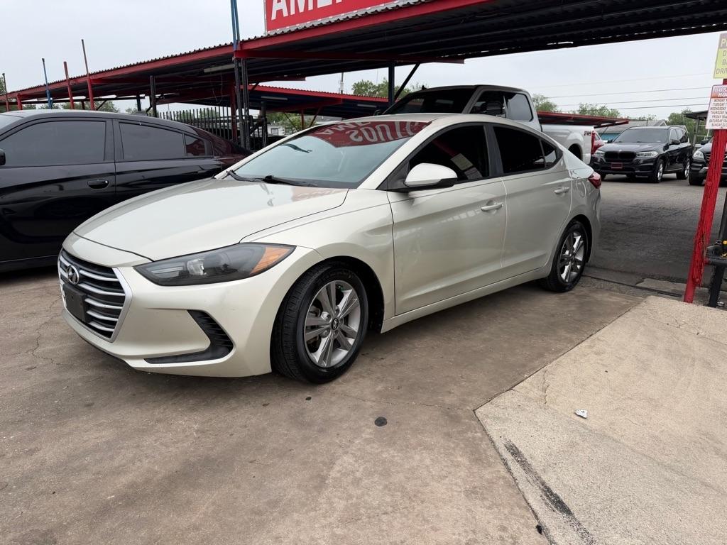 Hyundai Elantra Value Edition 6A 2017
