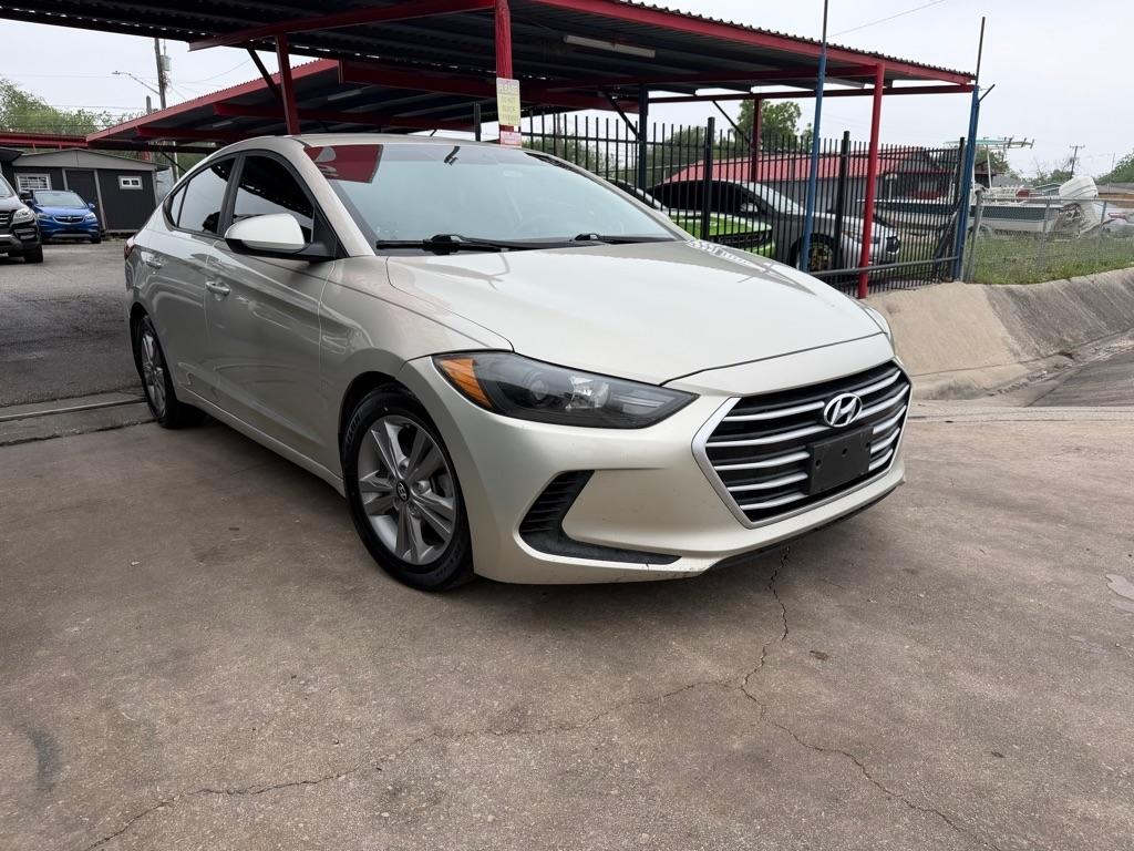 Hyundai Elantra Value Edition 6A 2017
