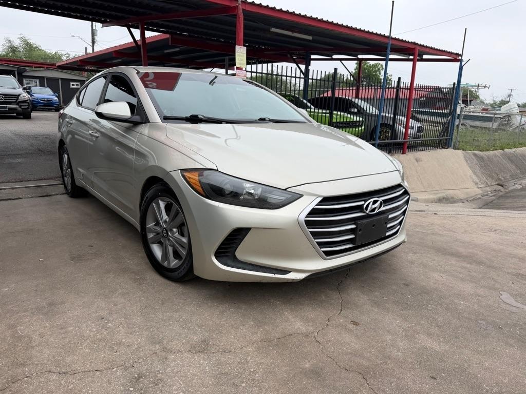 Hyundai Elantra Value Edition 6A 2017