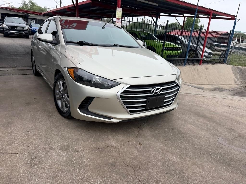 Hyundai Elantra Value Edition 6A 2017