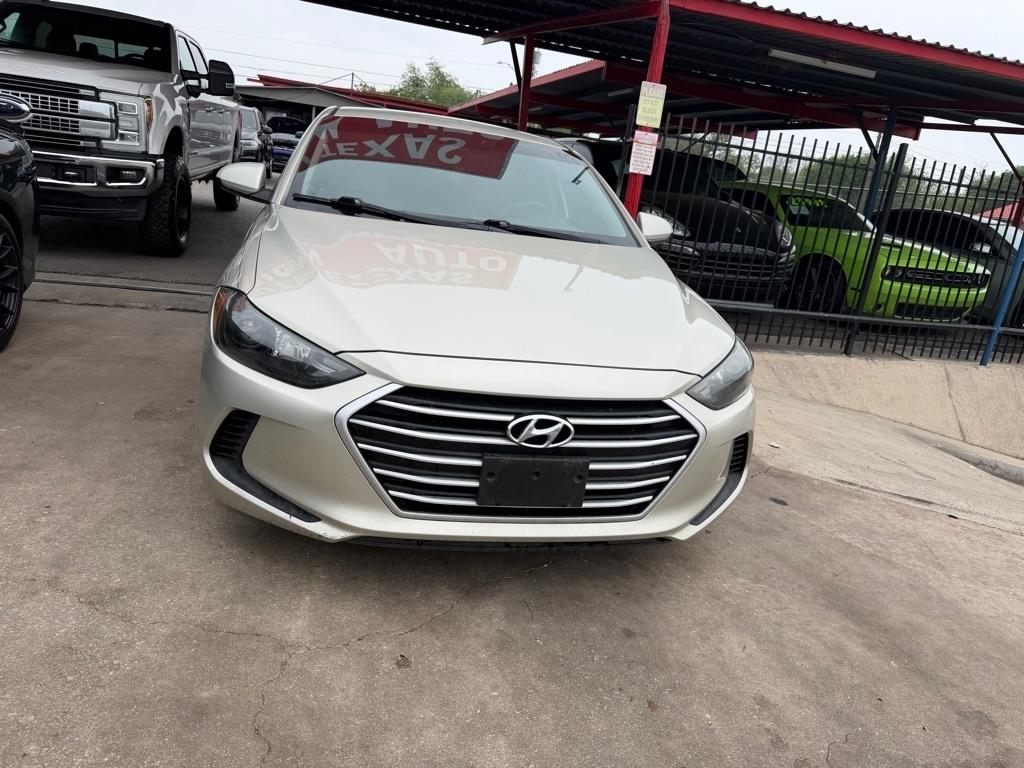 Hyundai Elantra Value Edition 6A 2017
