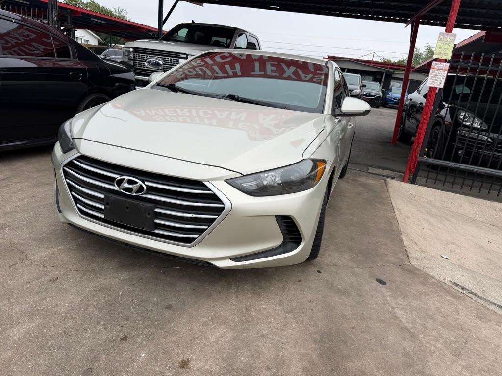 Hyundai Elantra Value Edition 6A 2017