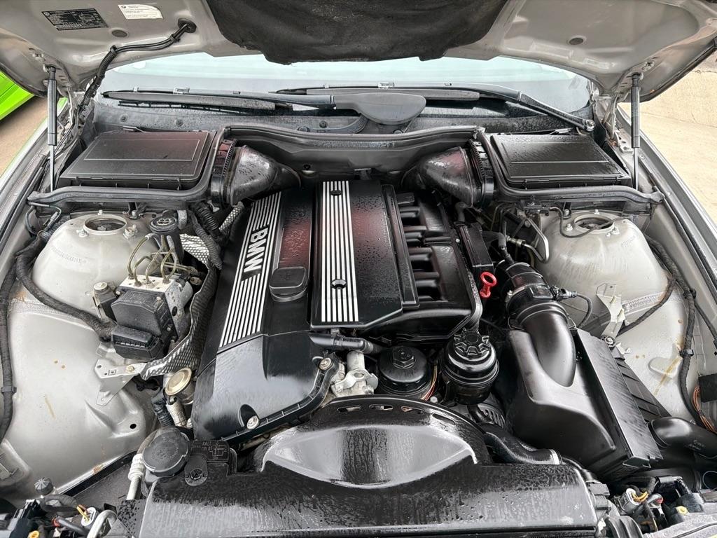 BMW 5-Series 530i 2003