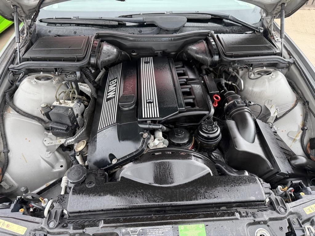 BMW 5-Series 530i 2003