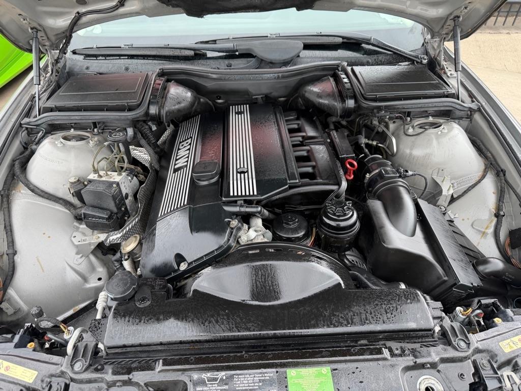 BMW 5-Series 530i 2003