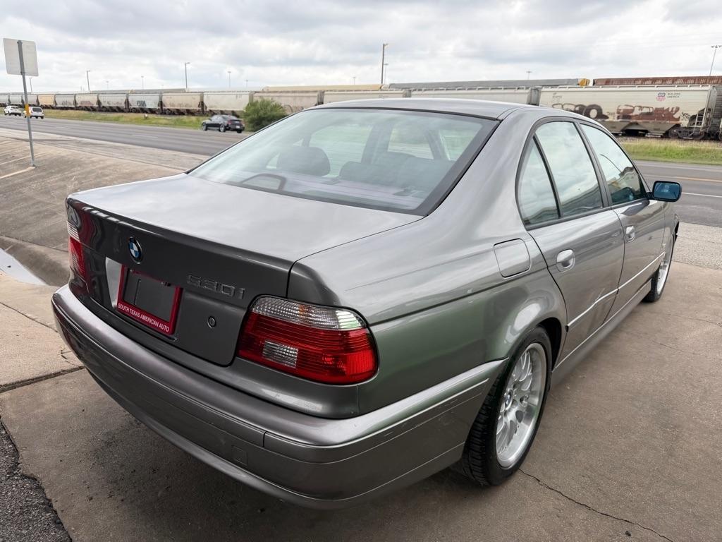 BMW 5-Series 530i 2003