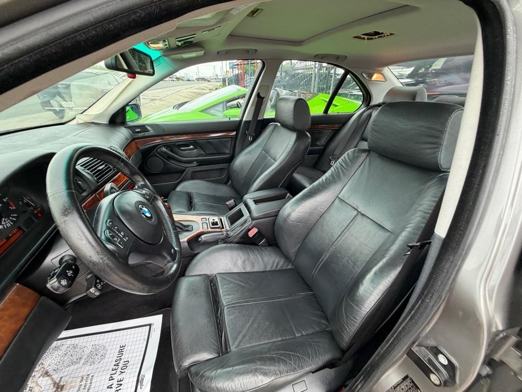 BMW 5-Series 530i 2003