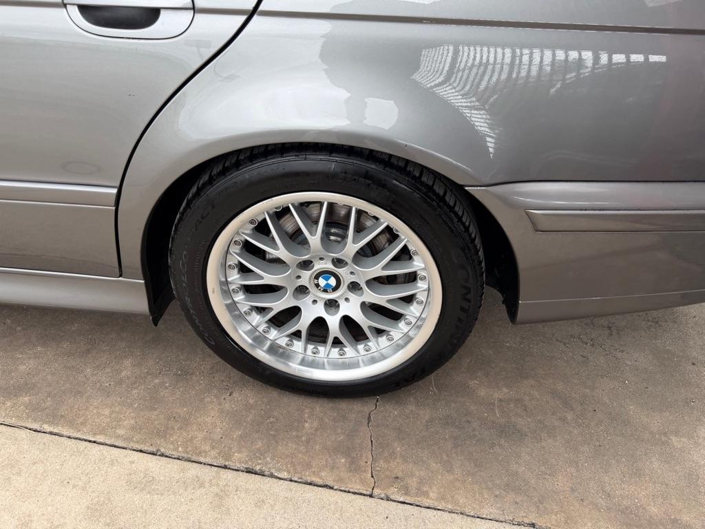 BMW 5-Series 530i 2003