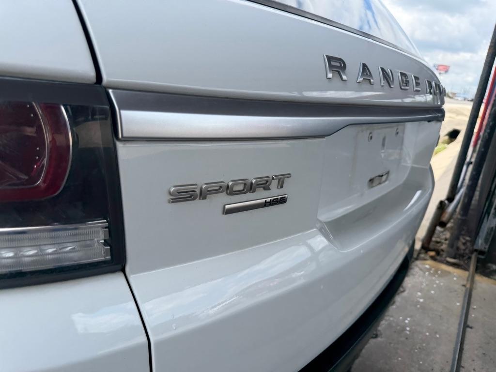 Land Rover Range Rover Sport 3.0L V6 Supercharged SE 2014