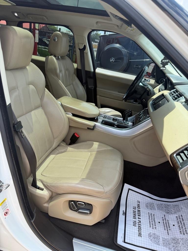 Land Rover Range Rover Sport 3.0L V6 Supercharged SE 2014