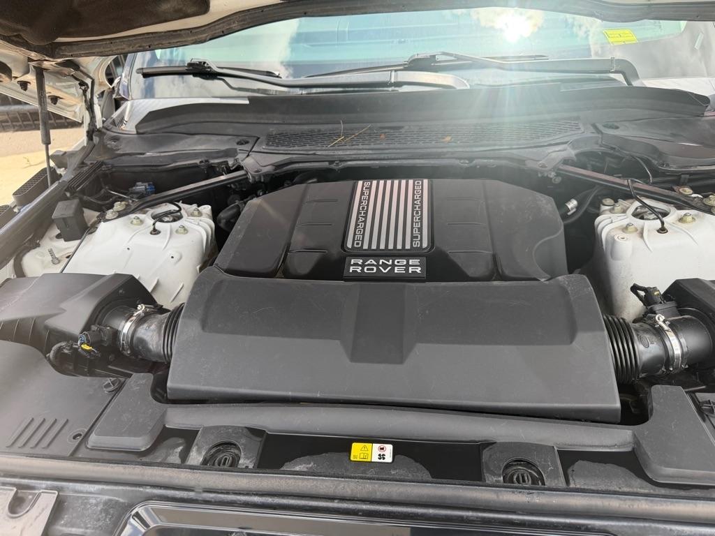 Land Rover Range Rover Sport 3.0L V6 Supercharged SE 2014