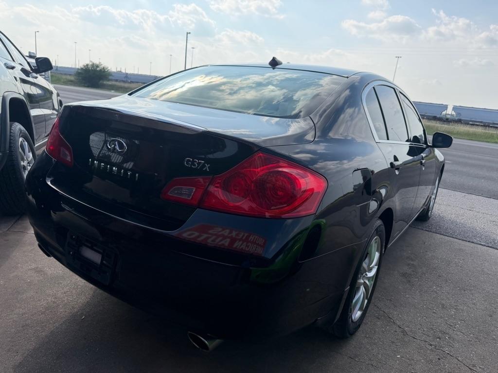 Infiniti G Sedan G37x AWD 2009