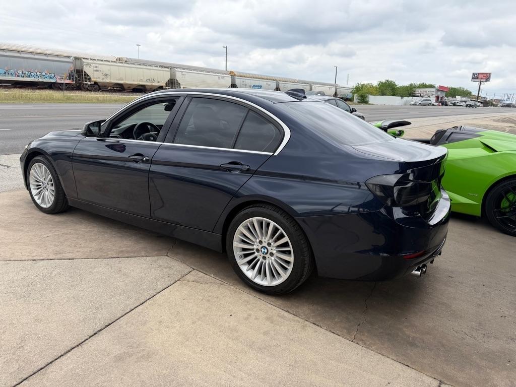 BMW 3-Series 328i Sedan 2015