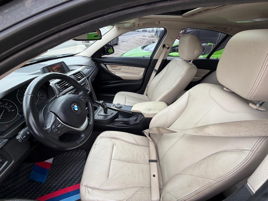 BMW 3-Series 328i Sedan 2015