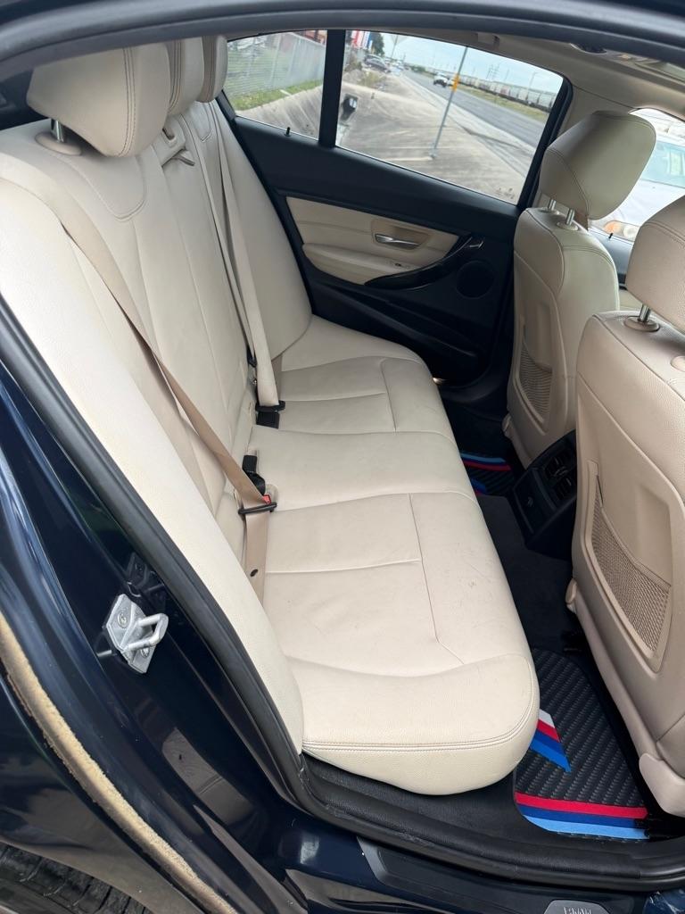 BMW 3-Series 328i Sedan 2015