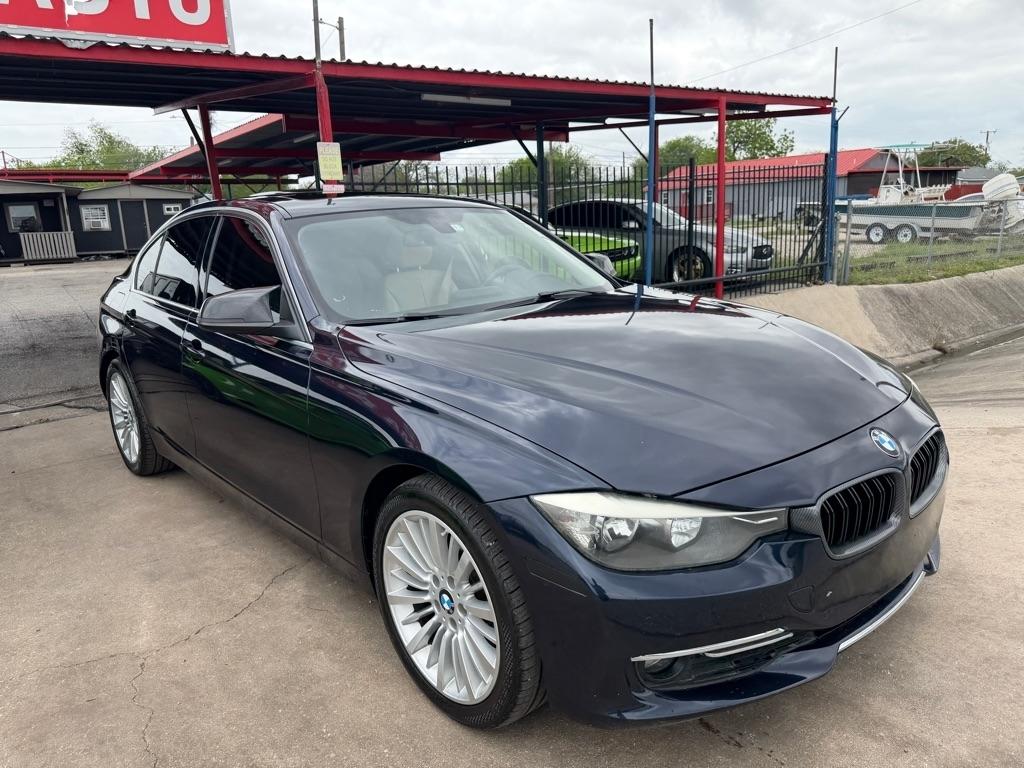 BMW 3-Series 328i Sedan 2015
