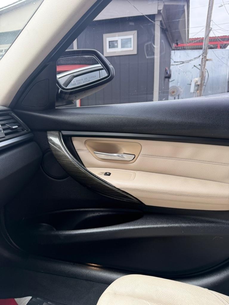 BMW 3-Series 328i Sedan 2015