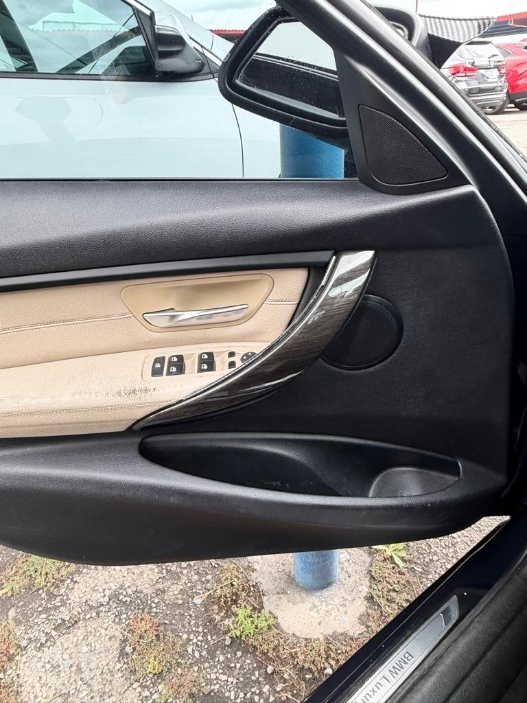 BMW 3-Series 328i Sedan 2015