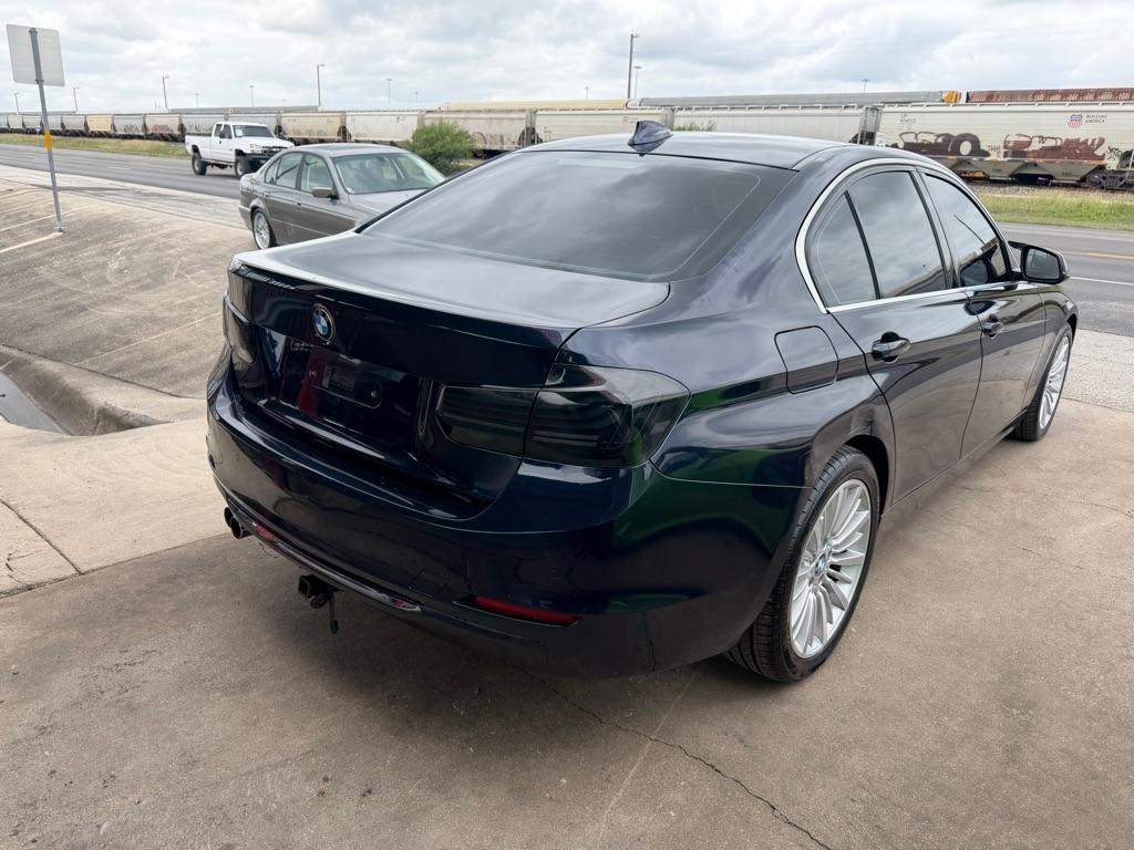 BMW 3-Series 328i Sedan 2015