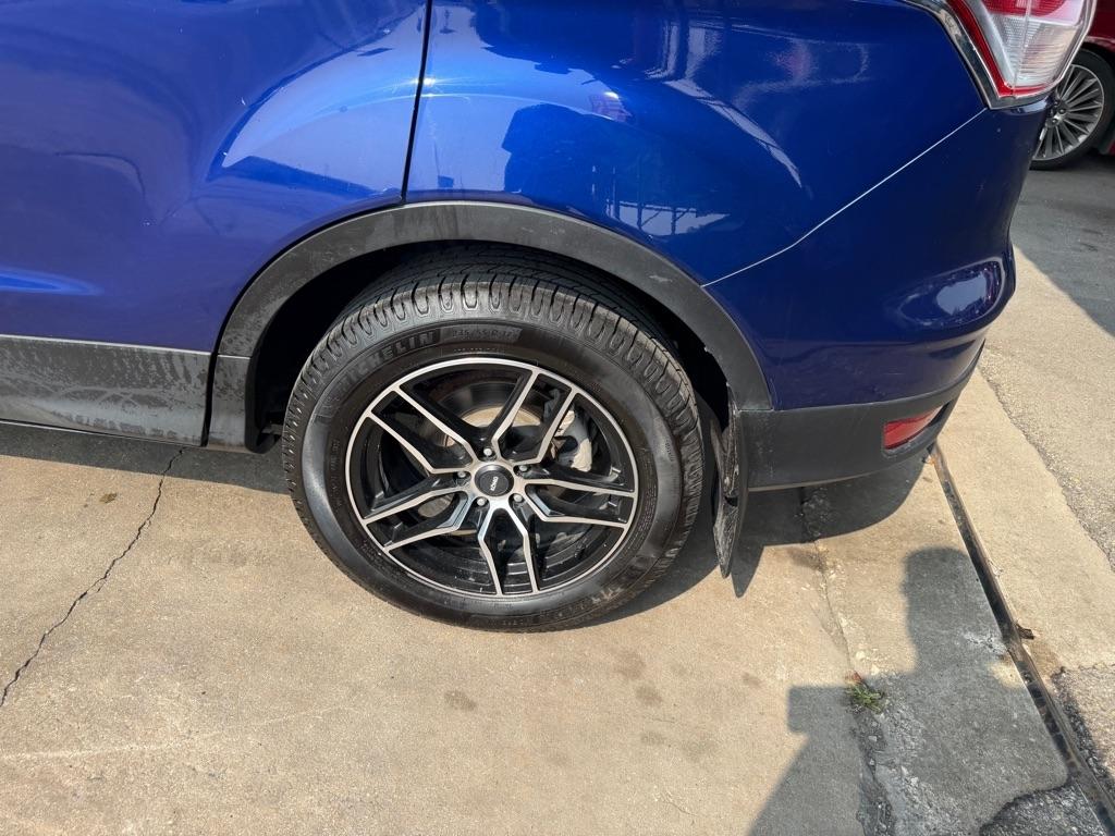 Ford Escape SE FWD 2016