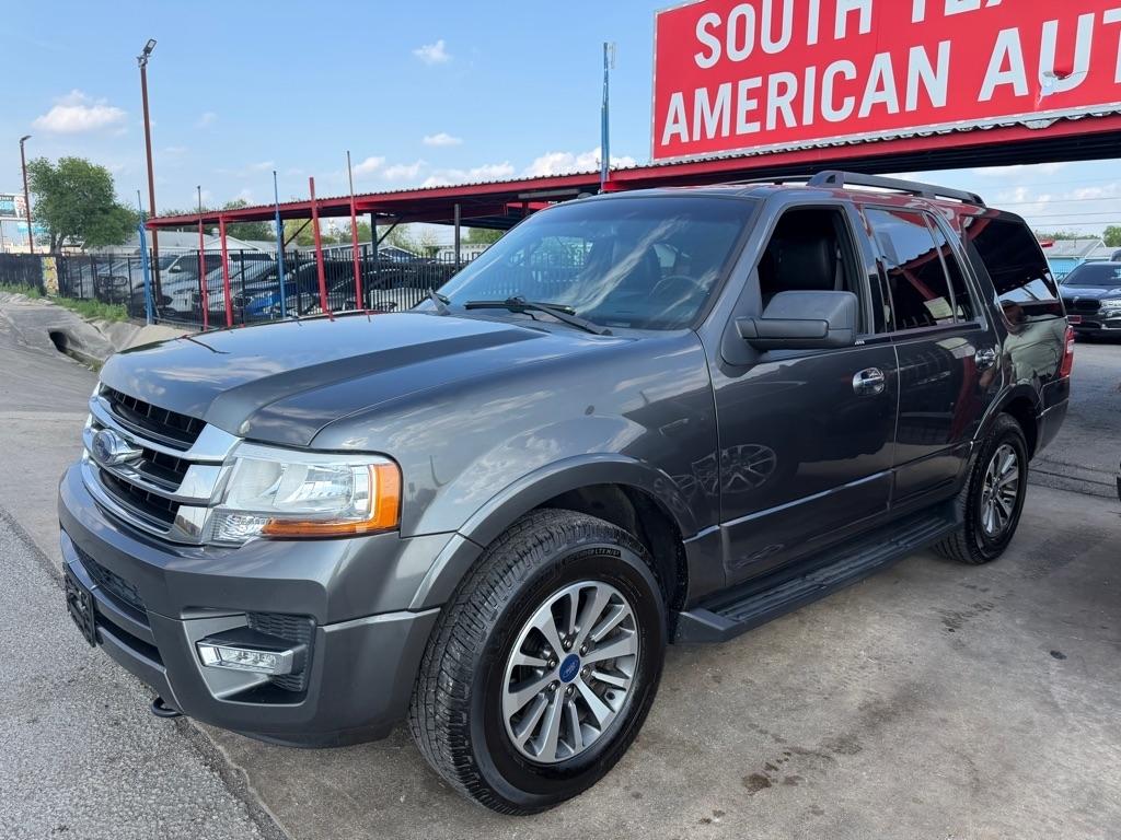 Ford Expedition XLT 4WD 2017
