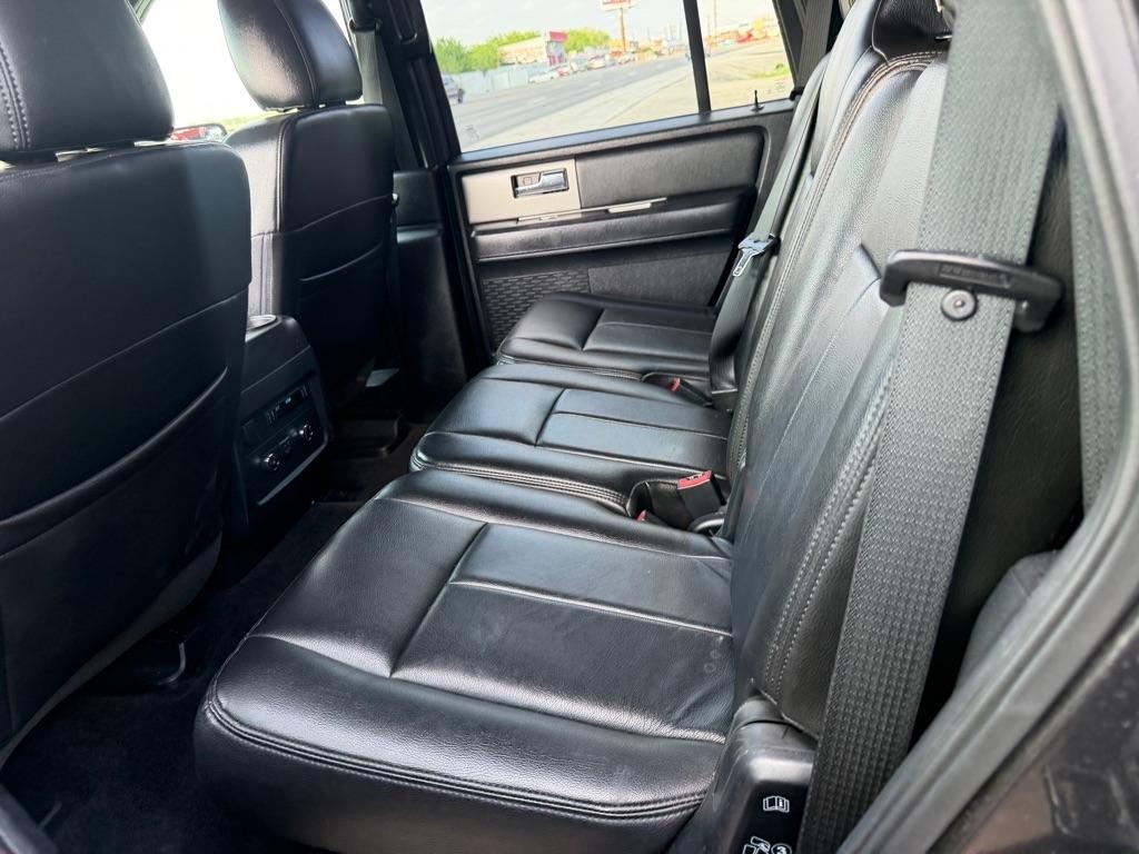 Ford Expedition XLT 4WD 2017