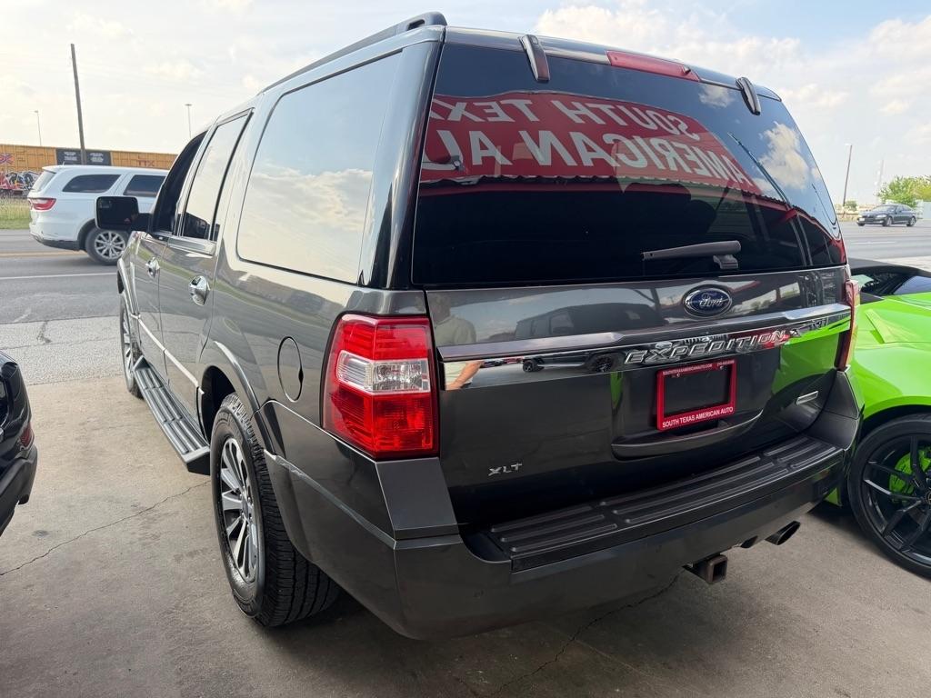 Ford Expedition XLT 4WD 2017